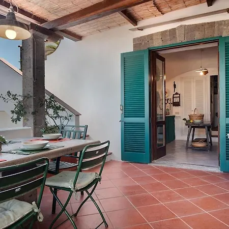 Vesuvio Terrace - Stunning Sea View